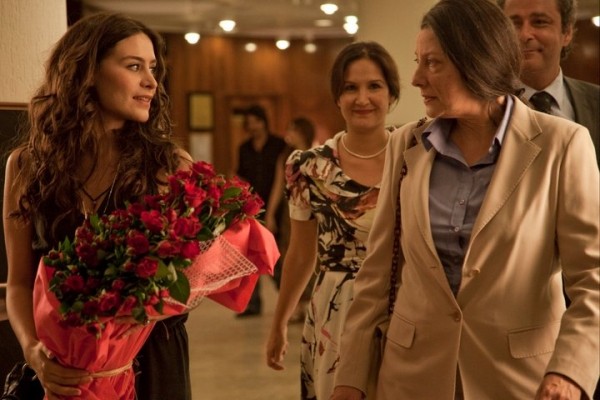 Aşk Tesadüfleri Sever Fotoğrafı