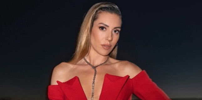 Sinem Kobal, Uzun Süre Sonra Setlere Geri Dönüyor!