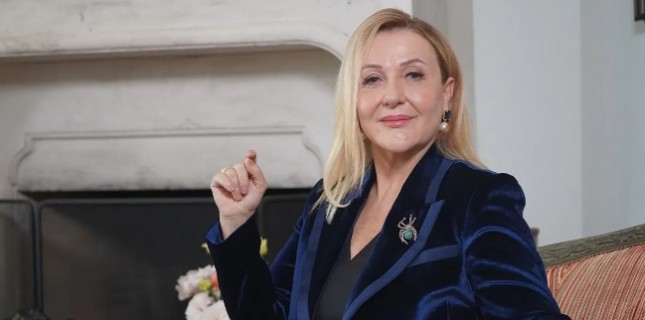 Sumru Yavrucuk, "Bahar" Dizisinin Kadrosuna Katıldı!