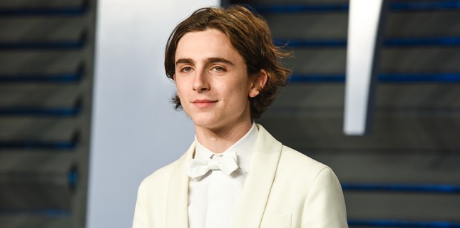 Yeni "Dune" Filminin Başrolü İçin Timothee Chalamet'le Görüşülüyor