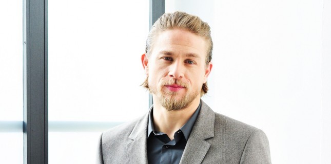 Charlie Hunnam, Justin Kurzel’in Yeni Filmi ‘True History of the Kelly Gang’in Kadrosuna Girdi