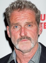 James Colby fotoğrafı