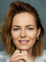 Kara Tointon fotoğrafı