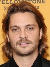 Luke Grimes fotoğrafı