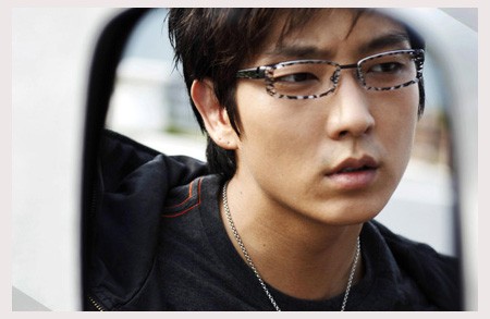 Lee Jun-ki Fotoğrafı