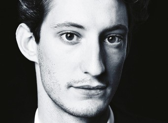 Pierre Niney Fotoğrafı