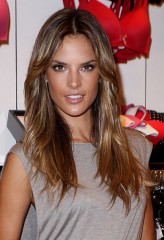 Alessandra Ambrosio fotoğrafı