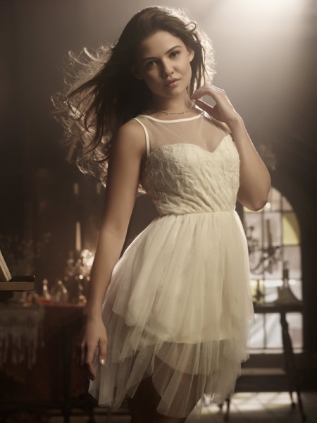 Danielle Campbell Fotoğrafı