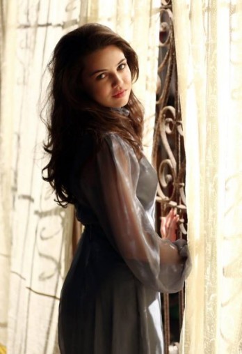 Danielle Campbell Fotoğrafı