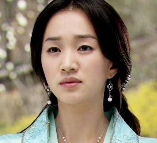Soo Ae Fotoğrafı