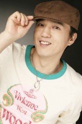 Kim Kwang-gyu fotoğrafı