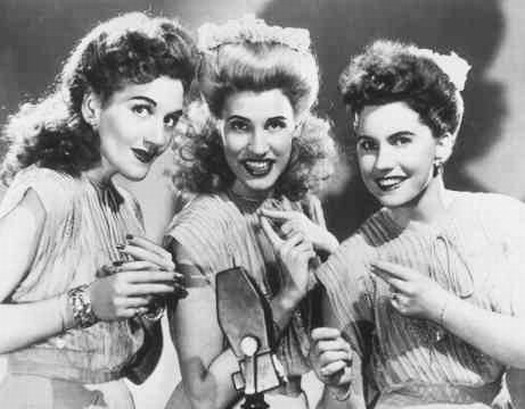 The Andrews Sisters Fotoğrafı
