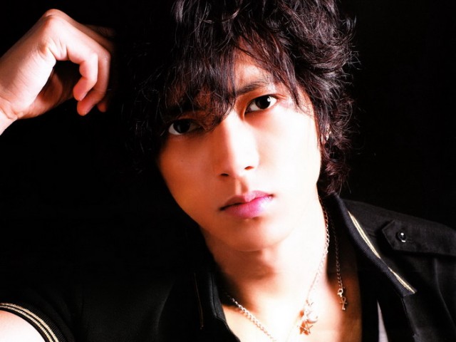 Tomohisa Yamashita Fotoğrafı