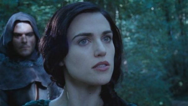 Katie McGrath Fotoğrafı