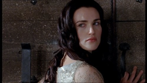 Katie McGrath Fotoğrafı