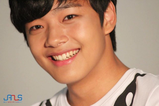 Yeo Jin-goo Fotoğrafı
