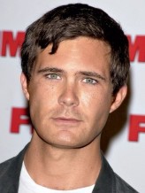 Oz Perkins fotoğrafı