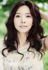Yoon Joo-hee fotoğrafı
