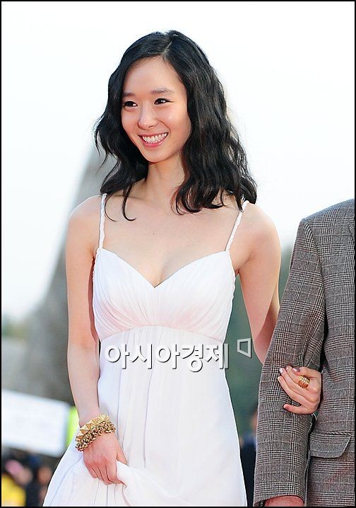 Han Soo-yeon Fotoğrafı