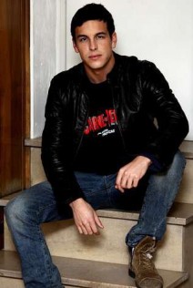 Mario Casas Fotoğrafı