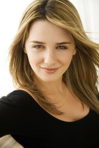 Addison Timlin Fotoğrafı