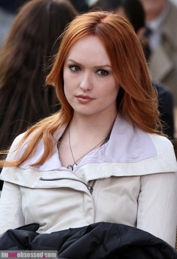 Ella Rae Peck fotoğrafı