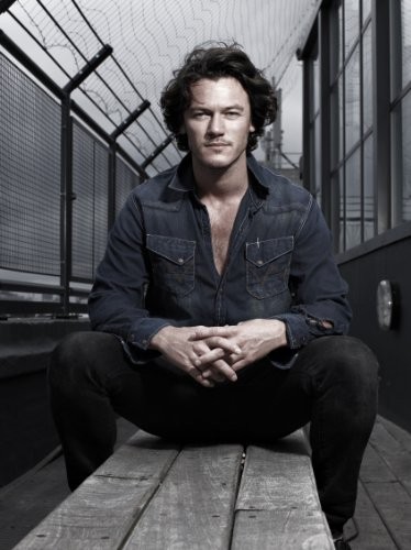 Luke Evans Fotoğrafı