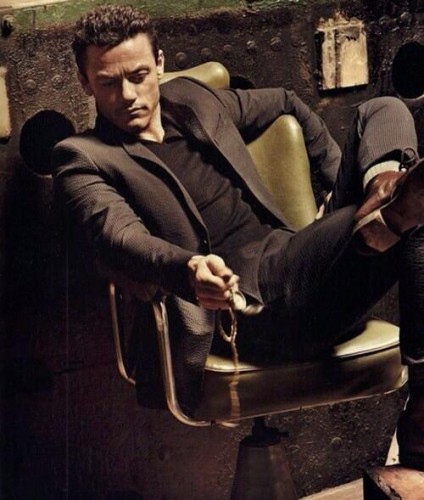 Luke Evans Fotoğrafı