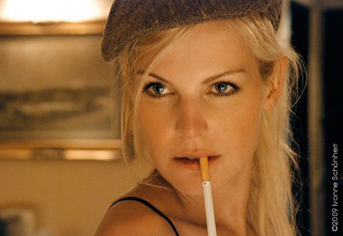 Ivonne Schönherr Fotoğrafı