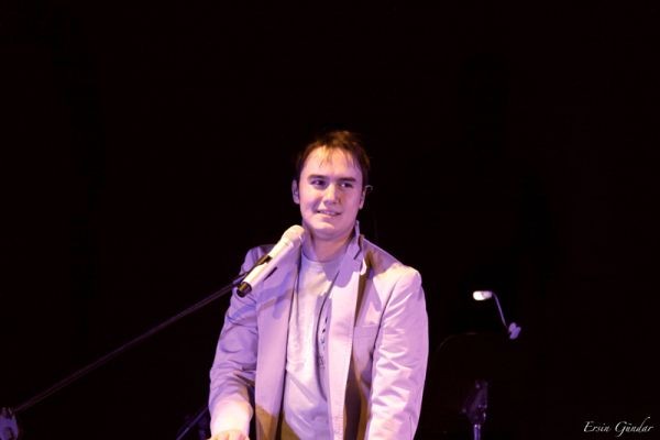 Mustafa Ceceli Fotoğrafı