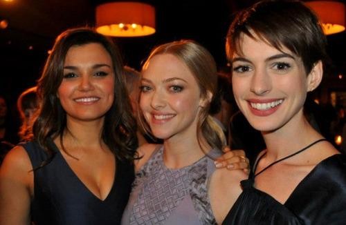 Anne Hathaway Fotoğrafı