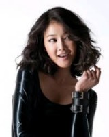 Lee Si-young Fotoğrafı