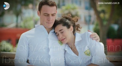 Hande Doğandemir Fotoğrafı