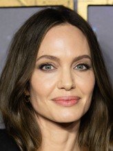 Angelina Jolie fotoğrafı