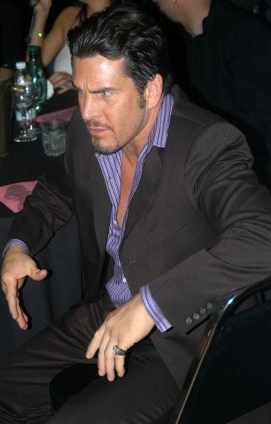 T.t. Boy fotoğrafı