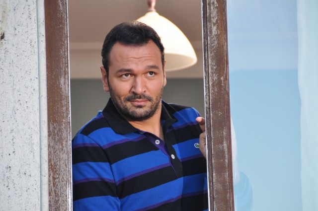 Ali Sunal Fotoğrafı