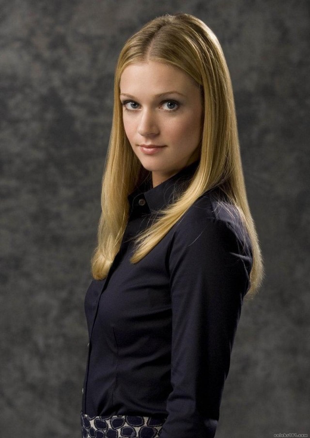 A.J. Cook Fotoğrafı
