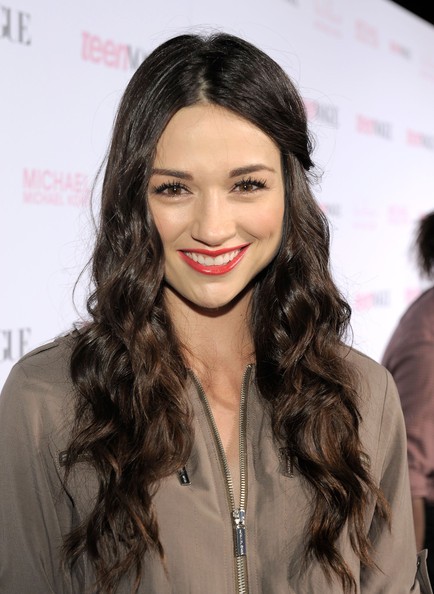Crystal Reed Fotoğrafı