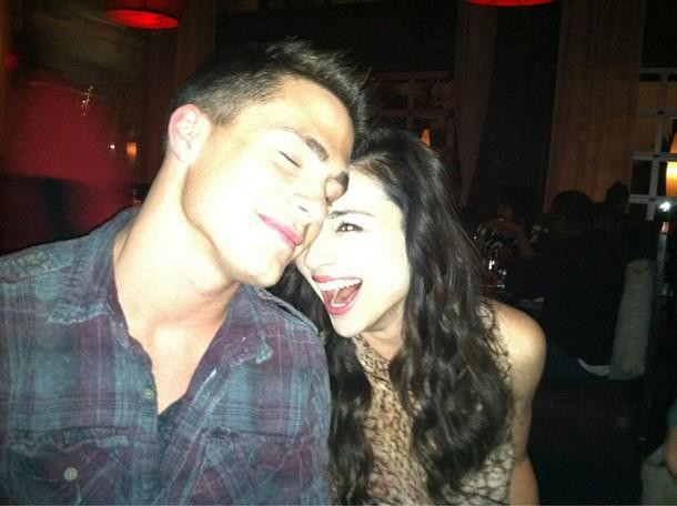 Crystal Reed Fotoğrafı