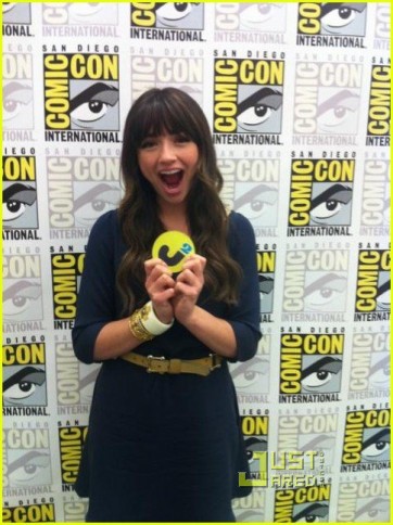 Crystal Reed Fotoğrafı