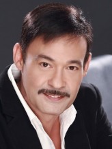 Mark Gil fotoğrafı