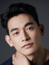 Jung Suk-won fotoğrafı