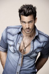 Aarón Díaz fotoğrafı