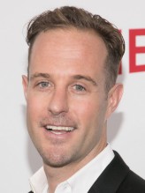 Nick Stevenson fotoğrafı