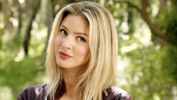 Tabrett Bethell Fotoğrafı
