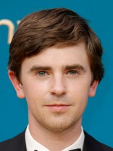 Freddie Highmore fotoğrafı