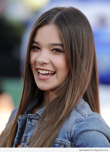 Hailee Steinfeld Fotoğrafı