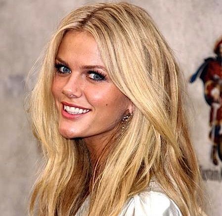 Brooklyn Decker Fotoğrafı