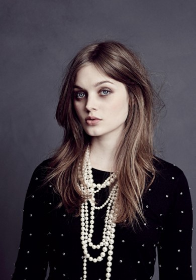 Bella Heathcote Fotoğrafı
