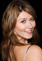 Jewel Staite fotoğrafı